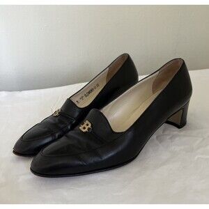 Bally Of Switzerland Vtg Black Leather Olenadra Pump Heels w/ Gold Logo- Sz 5.5M